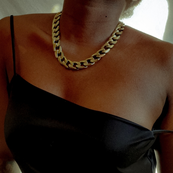 Black Dress - Picture 3 of 3